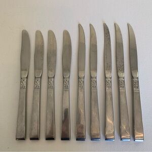 Set Of 9 ONEIDA/ROGERS NORTHLAND Satin Stainless Steel 9" DINNER KNIVES Knifes